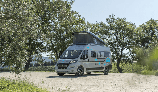 Maak een camperreis door het Verenigd Koninkrijk met de Vista Camper van Bunk Campers 