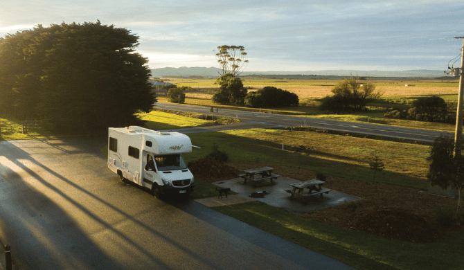 Ga op camperreis door Australië in de Big Six camper van Mighty