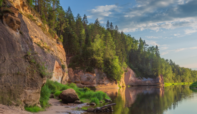 Verken Gauja Nationaal Park tijdens een camperreis door de Baltische Staten